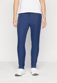 Узкие брюки