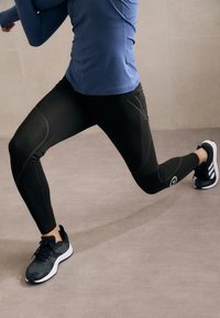 Спортивные штаны Спортивные штаны