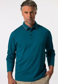 Поло с длинным рукавом