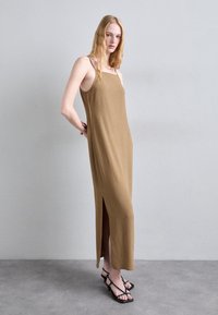 Летнее платье Летнее платье