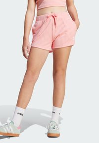 Шорты Шорты