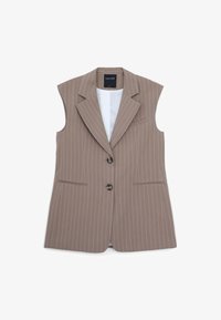 Длинный жилет