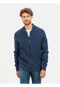 Вязаная кофта Вязаная кофта