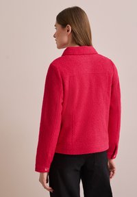 Флисовая куртка