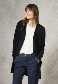 Длинный кардиган