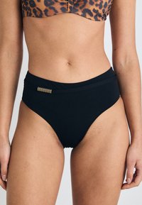 Низ от бикини