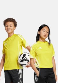 Спортивная майка