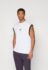 Спортивная майка