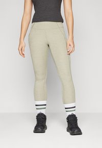 Спортивные штаны