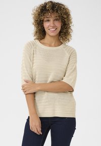 Пуловер с рукавом три четверти