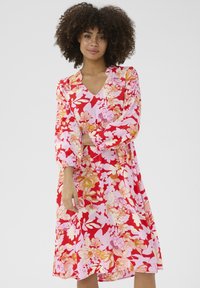 Летнее платье