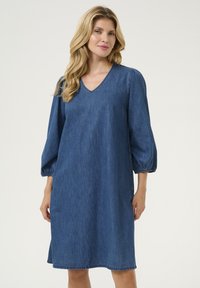 Джинсовое платье