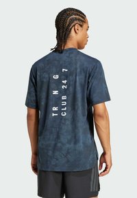 Спортивная майка