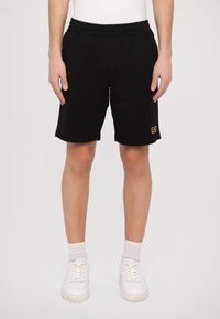 Спортивныве шорты