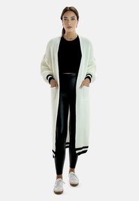 Длинный кардиган