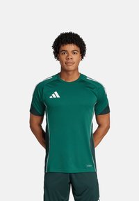 Спортивная форма