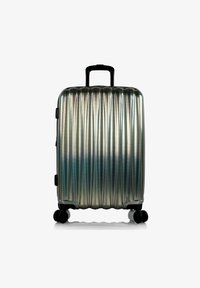 Чемодан на колесах