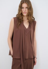 Майка-борцовка