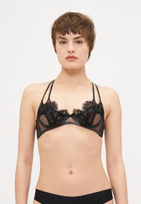 Бюстгальтер без косточек