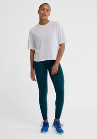 Спортивная майка