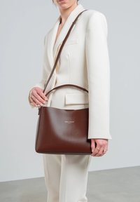 Кожаная сумка