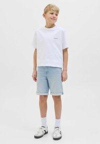 Джинсы Джинсы