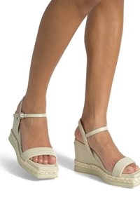 Эспадрильи