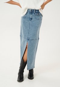 Джинсовая юбка