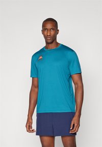 Спортивная майка