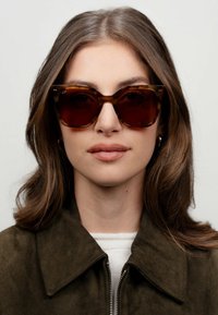 Солнечные очки