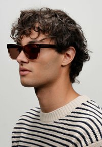 Солнечные очки