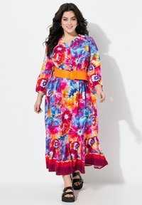 Платье макси