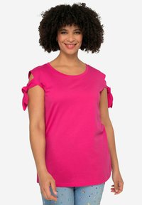 Футболка Футболка