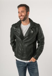 Кожаная куртка