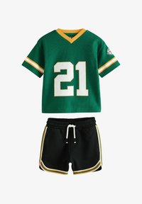 Спортивные штаны