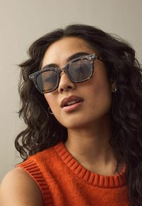 Солнечные очки