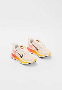 Беговые кроссовки