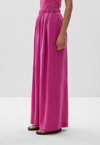 Широкие брюки Широкие брюки