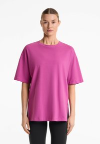 Спортивная майка