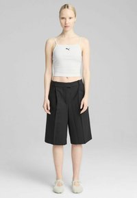 Топ на бретельках