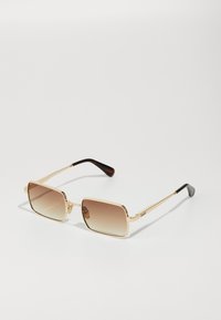 Солнечные очки