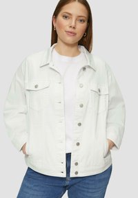 Джинсовая куртка Джинсовая куртка