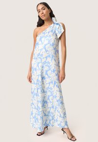 Пляжное платье