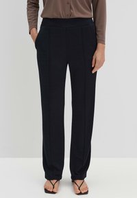 Прямые брюки