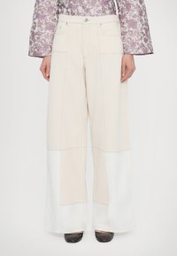 Широкие брюки