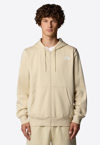 Спортивная кофта