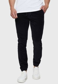 Вельветовые брюки