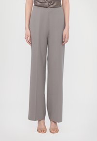 Прямые брюки