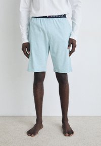 Пижама с шортами