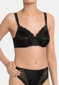 Бюстгальтер